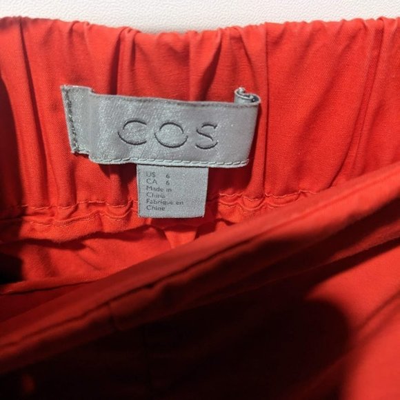 COS | Front Slit Midi Skirt in Red - Picture 6 of 8